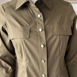 3/4 sleeve button down front hunter green